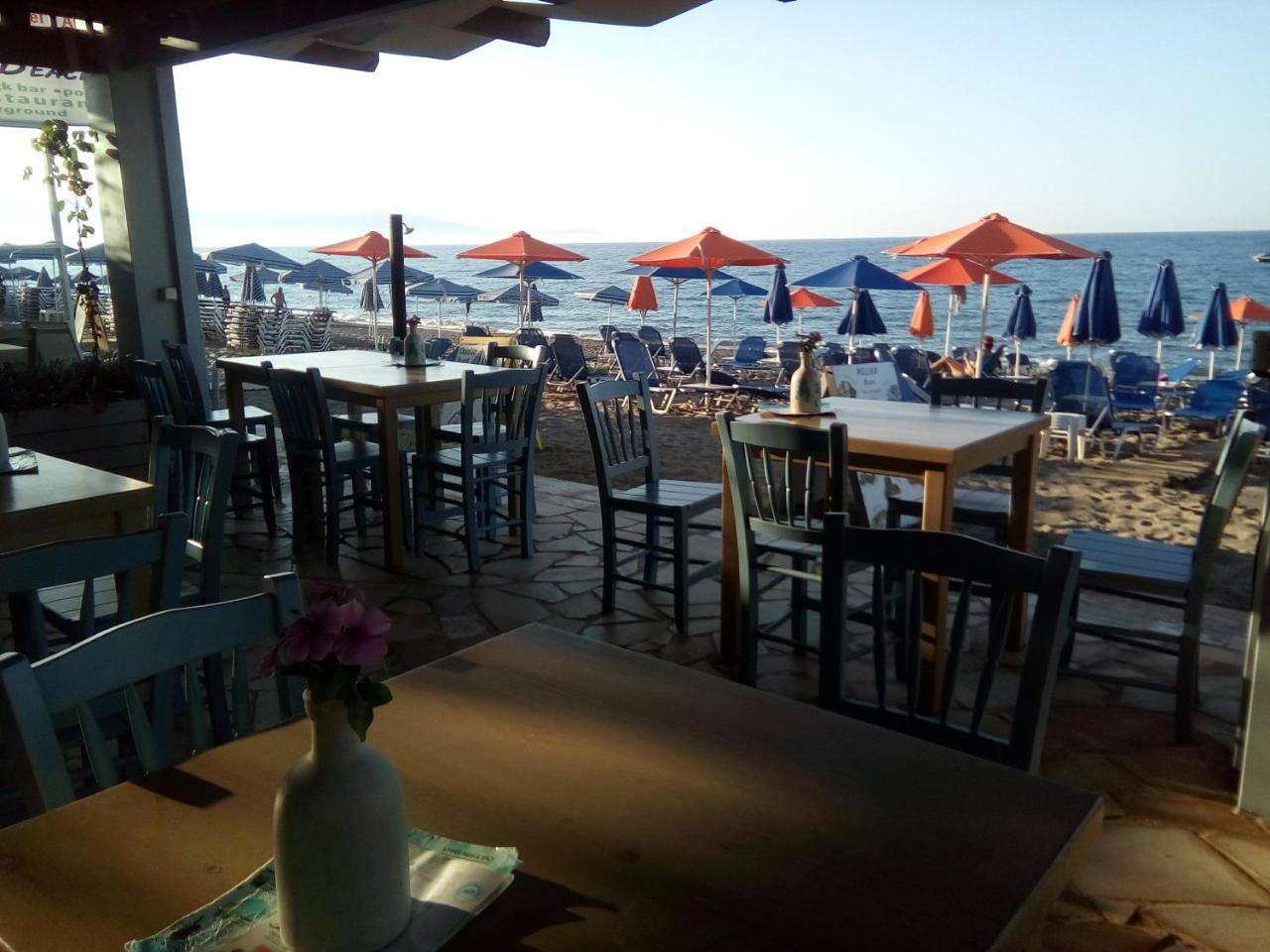 Melina Beach Platanés 外观 照片